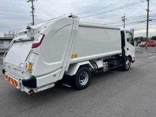 プレス式パッカー車