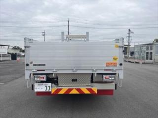 ４軸低床車