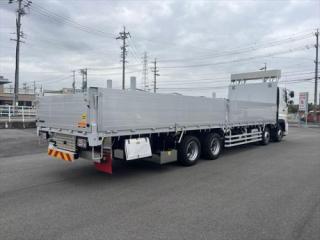 ４軸低床車